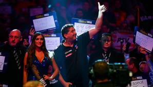 Mensur Suljovic startete mit einem souveränen Sieg in den Grand Slam of Darts