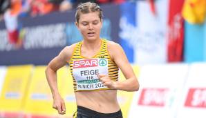 Saskia Feige, Gehen