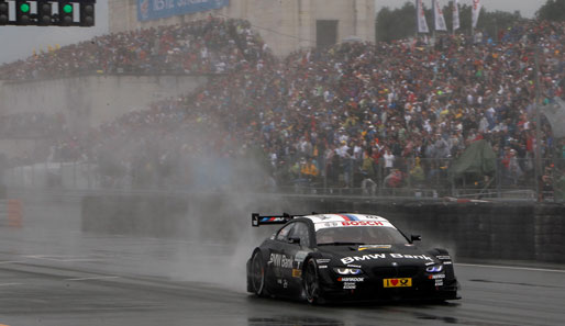 DTM Champion Spengler beim Regenrennen am Norisring 2012