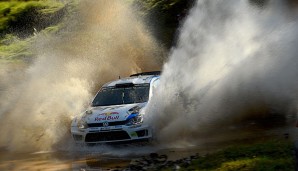 Jari-Matti Latvala liegt nach dem ersten Tag in Frankreich in Führung