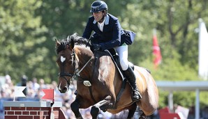 Pato Muente aus Slowenien hat sich beim deutschen Spring-Derby in Hamburg-Klein Flottbek den Sieg gesichert