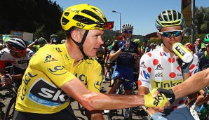 Chris Froome sieht sich Froome trotz seiner Dominanz kaum Dopinganschuldigungen ausgesetzt