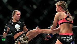 Paige VanZant hatte gegen Michelle Waterson keine Chance