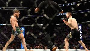 Conor McGregor versuchte offenbar noch während des Kampfes, einen Ausraster von Khabib zu verhindern.