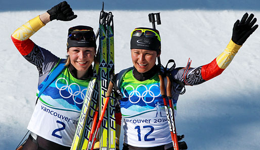 Neuner (l.) erhielt Ende Februar die Fair-Play-Plakette von der Deutschen Olympischen Gesellschaft