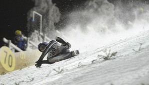 Bei seinem Sturz in Kuusamo verletzte sich Andreas Wellinger auch am Schlüselbein