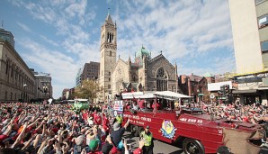 Die Red Sox bei ihrem Siegeszug durch Boston