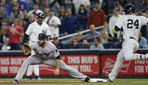 Auf dem Platz Konkurrenten, doch außerhalb helfen die Yankees und Red Sox den Harvey-Opfern