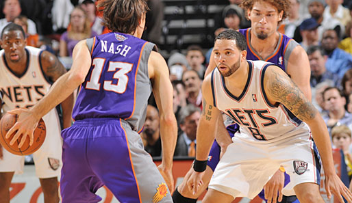 Deron Williams (r.) verlor mit den New Jersey Nets gegen Steve Nash und die Phoenix Suns