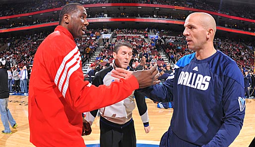 Jason Kidd (r.) hat das sinkende Schiff bereits verlassen. Springt Elton Brand (l.) noch auf?