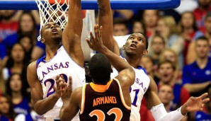 Die Freshmen Wiggins und Embiid mussten mit Kansas bisher noch keine Niederlage hinnehmen