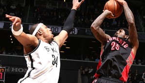 Paul Pierce (l.) und die Nets kämpfen mit den Raptors um den Einzug in die nächste Runde