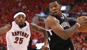 Joe Johnson (r.) führte die Nets mit einer starken Leistung in die nächste Runde