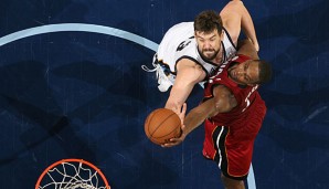 Marc Gasol und Chris Bosh lieferten sich schon heiße Duelle