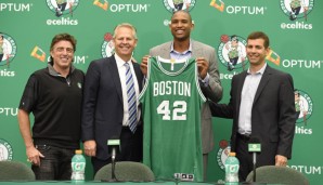 Die Celtics-Macher Wyc Grousbeck, Danny Ainge und Brad Stevens präsentieren Al Horford