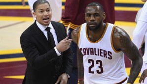 Ty Lue (l.) coachte LeBron James direkt in seiner ersten Saison zum Titel