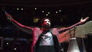 Joel Embiid läutete vor Spiel 1 in Philadelphia die Liberty Bell - in Phantom der Oper-Manier.