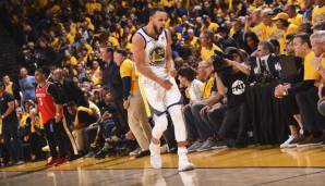 Stephen Curry feiert seine Show in Spiel 6.