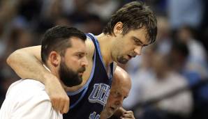 Als Stretch Five war Mehmet Okur in Utah eine echte Stütze. Umso bitterer war es, als sich der Türke im ersten Playoff-Spiel 2010 so folgenschwer verletzte. Zuvor hatte er 13 Punkte und 7 Rebounds im Schnitt aufgelegt.