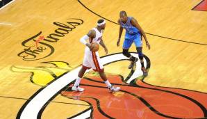 Platz 6: LEBRON JAMES vs. KEVIN DURANT - Die vielleicht größte sportliche Rivalität der 2010er-Dekade. Während LeBron mit den Heat zunächst das bessere Ende auf seiner Seite hatte (u.a. Finals 2012) ...