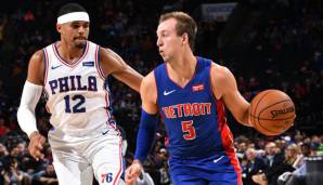 Tobias Harris verteidigt gegen Luke Kennard von den Detroit Pistons.