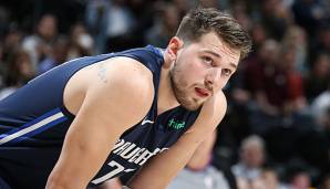 Luka Doncic könnte den Mavs aufgrund von einer Knöchelverletzung offenbar mehrere Spiele fehlen.