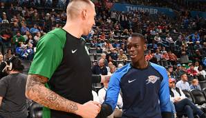 Daniel Theis und Dennis Schröder spielen eine starke Saison für ihr jeweiliges Team.