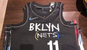 Der Fan-Account UKNetsFans hat seine Hände an dieses Foto des vielleicht neuen City-Edition-Jerseys der Nets bekommen. Nach Informationen von SportsLogos.net handelt es sich wie bei den Mavs auch um das echte Design.