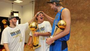 So sehen Sieger aus: Barea (l.), Mavs-Eigner Marc Cuban und Dirk Nowitzki nach dem Titelgewinn im Jahr 2011.