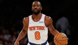 Oder geht tatsächlich etwas mit den New York Knicks? Wie Marc Berman (New York Post) berichtet, haben die Knickerbockers ihr gesamtes Team "available for sale" gemacht. Dabei soll KEMBA WALKER der heißeste Kandidat auf einen Trade sein.