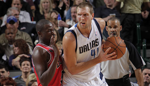 Dirk Nowitzki war der beste Spieler der Mavericks, im letzten Viertel aber praktisch unsichtbar