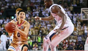 Yuki Togashi (l.) wechselt von den Akita Northern Happinets zu den Dallas Mavericks