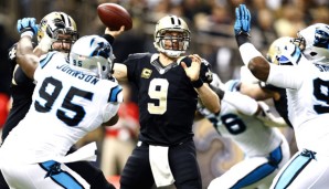 Drew Brees (M.) stieg gegen Carolina in die Riege 50.000-Yard-Quarterbacks auf