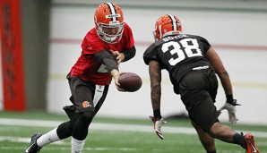 Clevelands Quarterback-Debatte: Johnny Manziel (l.) ist der Favorit der Fans