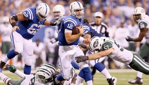 Andrew Luck (M.) unter Beschuss: Die Jets-Defense machte dem Quarterback das Leben schwer