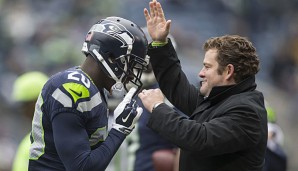 John Schneider hat seinen Vertrag in Seattle verlängert