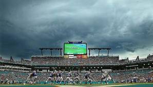 Die Miami Dolphins treffen womöglich schon am Freitag auf die Tampa Bay Buccaneers