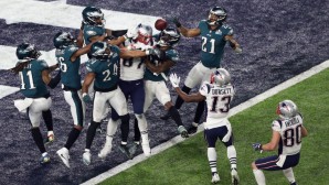 super-bowl-patriots-eagles-gronkowski