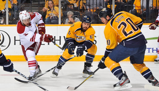 Ryan Suter (r.) ist schon weg, verliert Nashville auch Shea Weber? Die Flyers buhlen um den All Star