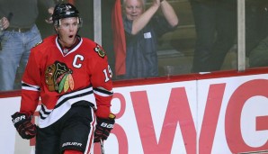 Jonathan Toews erzielte gegen Ottawa drei Treffer