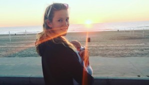 Victoria Azarenka und Baby Leo sind große Federer Fans